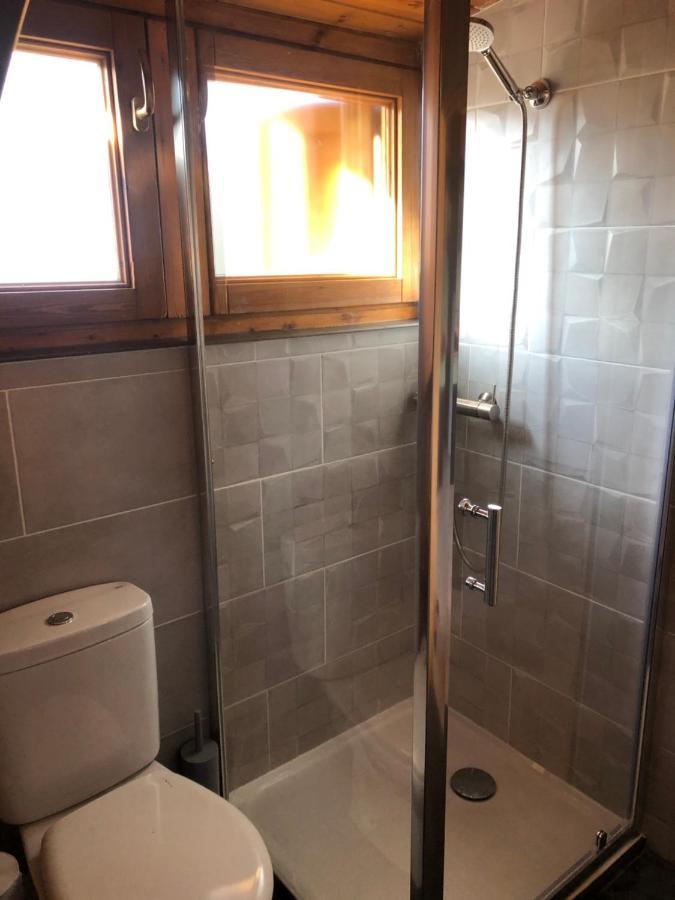 Charmant Appartement Dans Le Village/Coqueto Apartamento En El Pueblecito La Cabanasse Kültér fotó